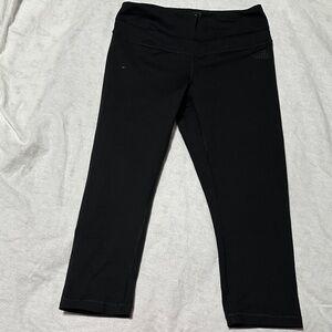 The North Face Women's Black Cropped Leggings